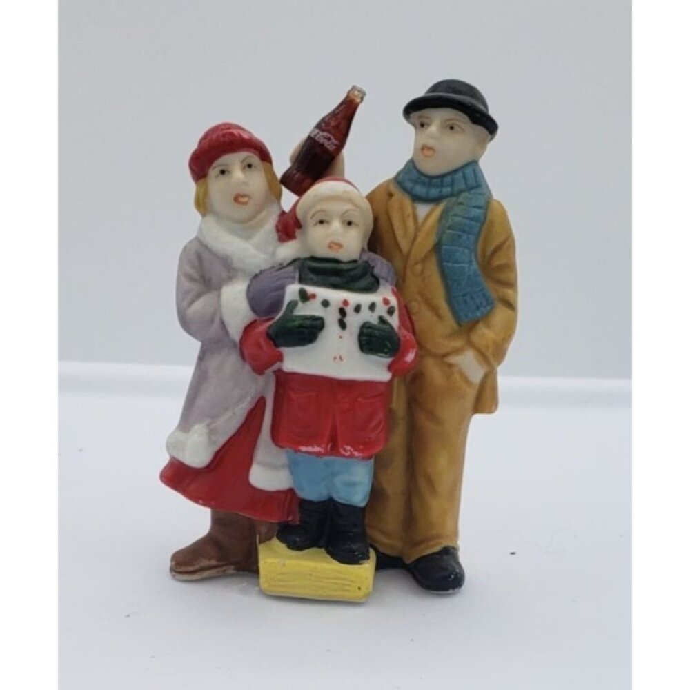 Vintage Coca-Cola Christmas Carolers Family Figurine